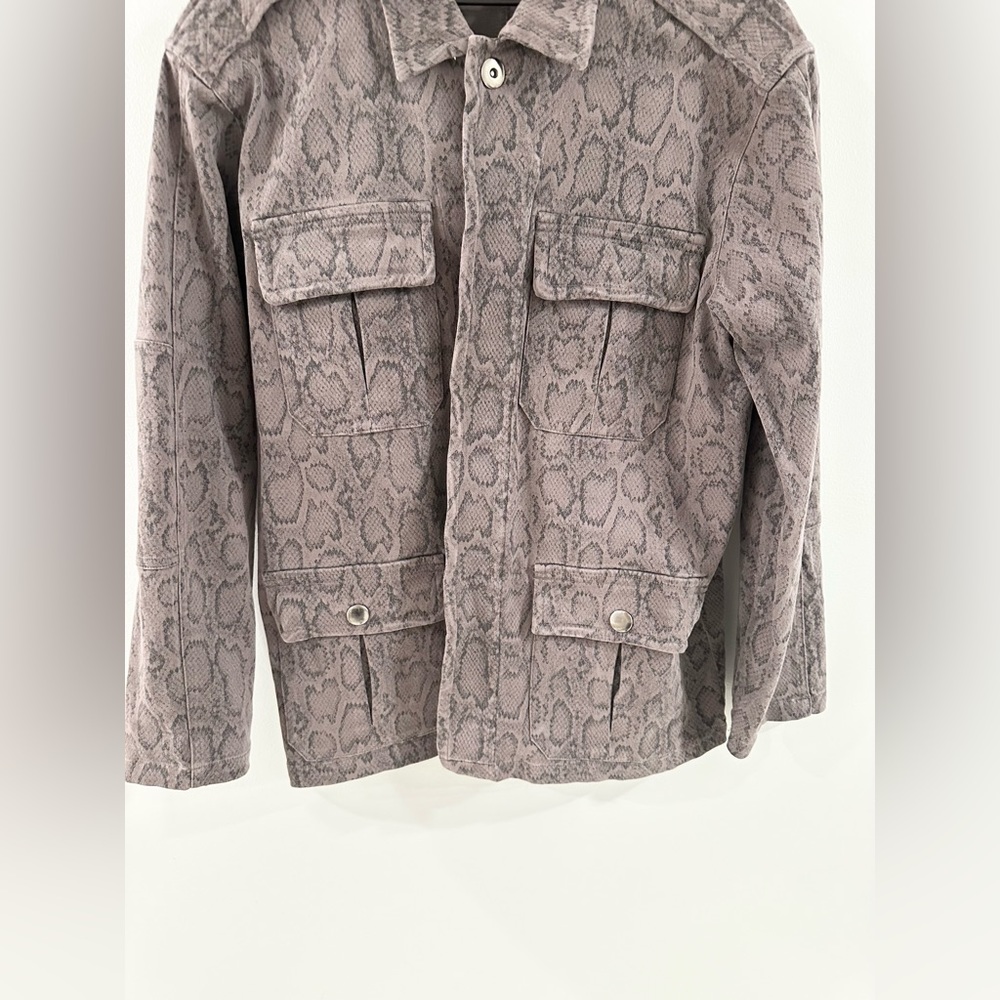 Karlie Snake Print Utility Jacket Gray Size Medium - image 3
